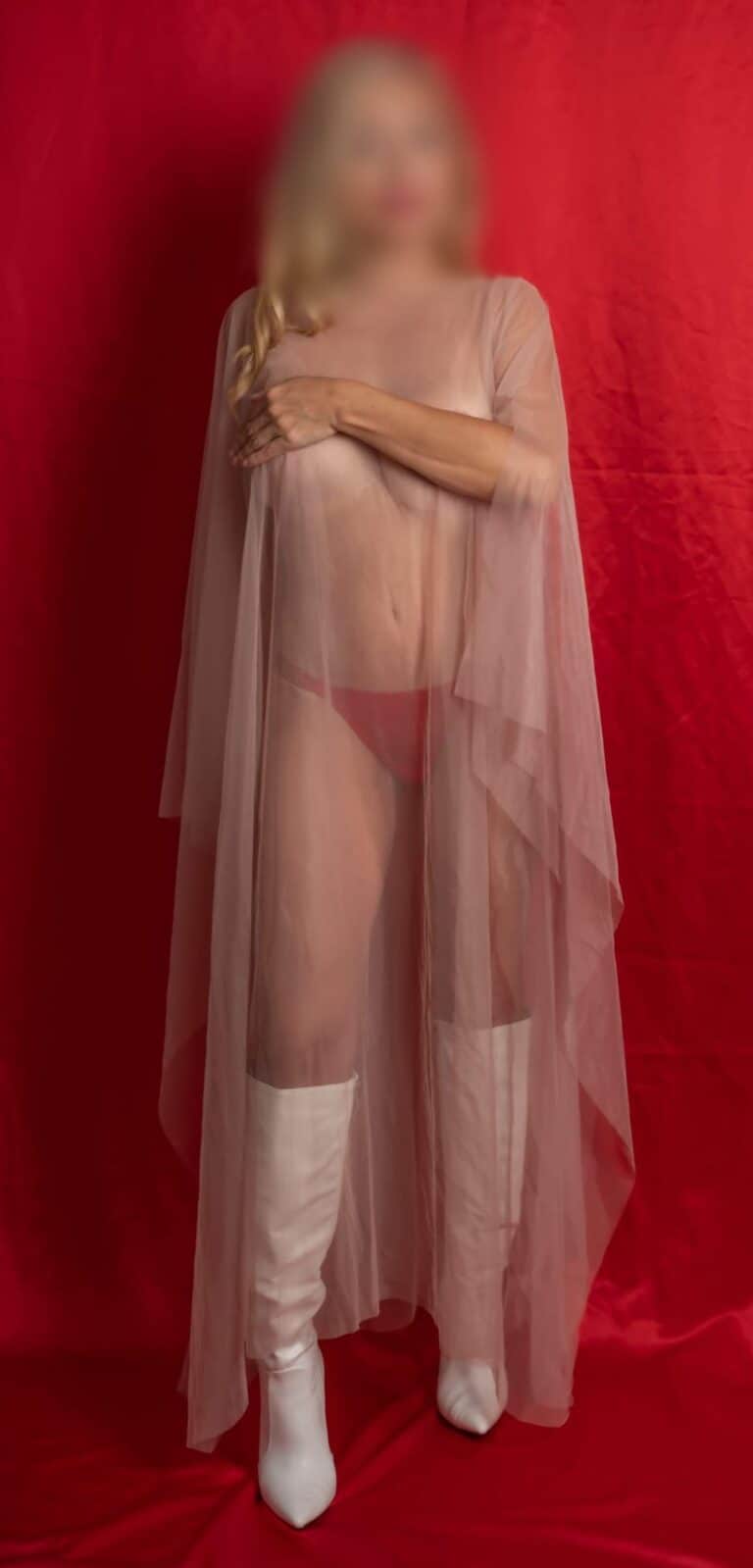 Carol - masajista erótica en Sensations Massage